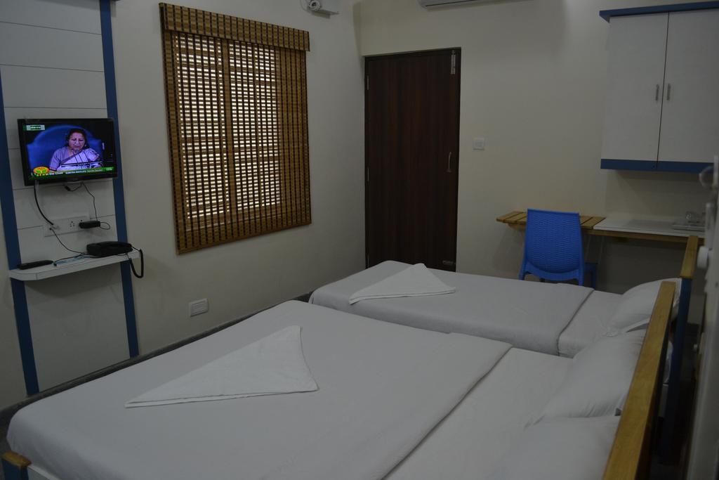 Hotel Metro Park Chennai Zimmer foto